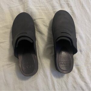 Bryr Penny Monochrome Platform, size 8